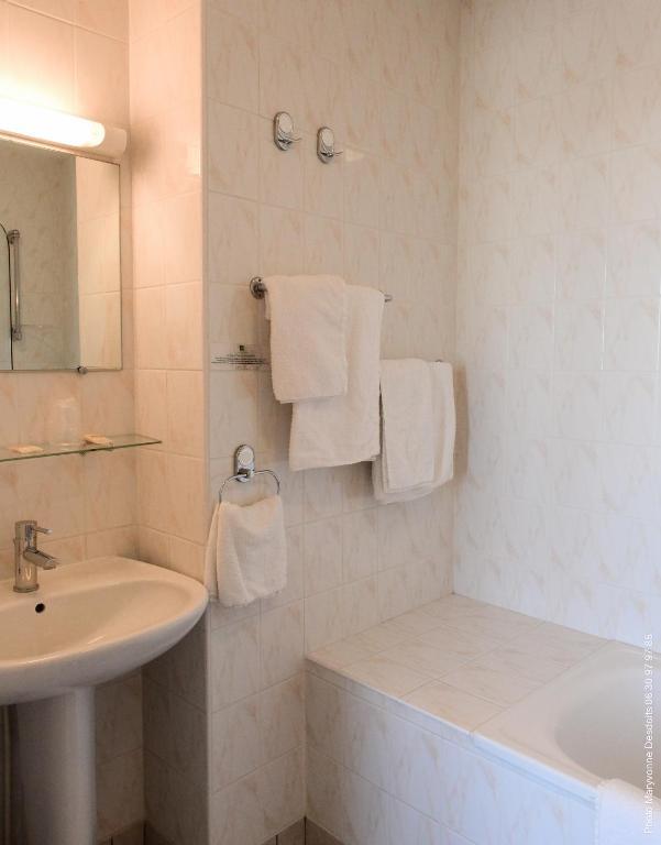 Le Clos Normand Troarn Room photo