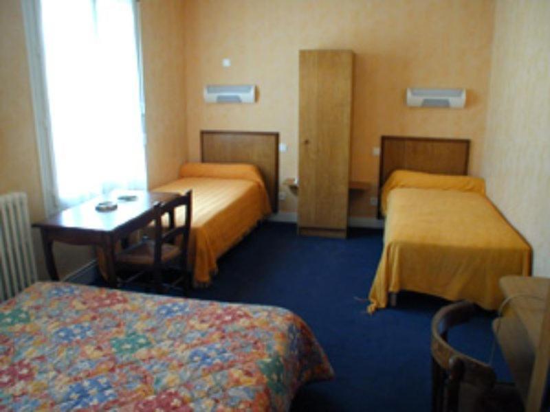 Le Clos Normand Troarn Room photo